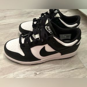 Panda Nike Dunks
